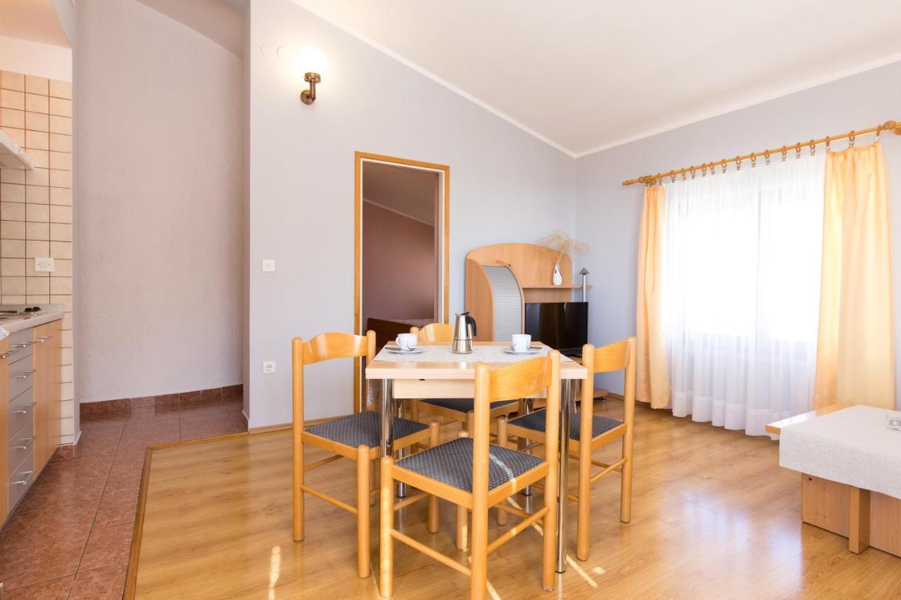 Villa Paradiso Punat Bagian luar foto