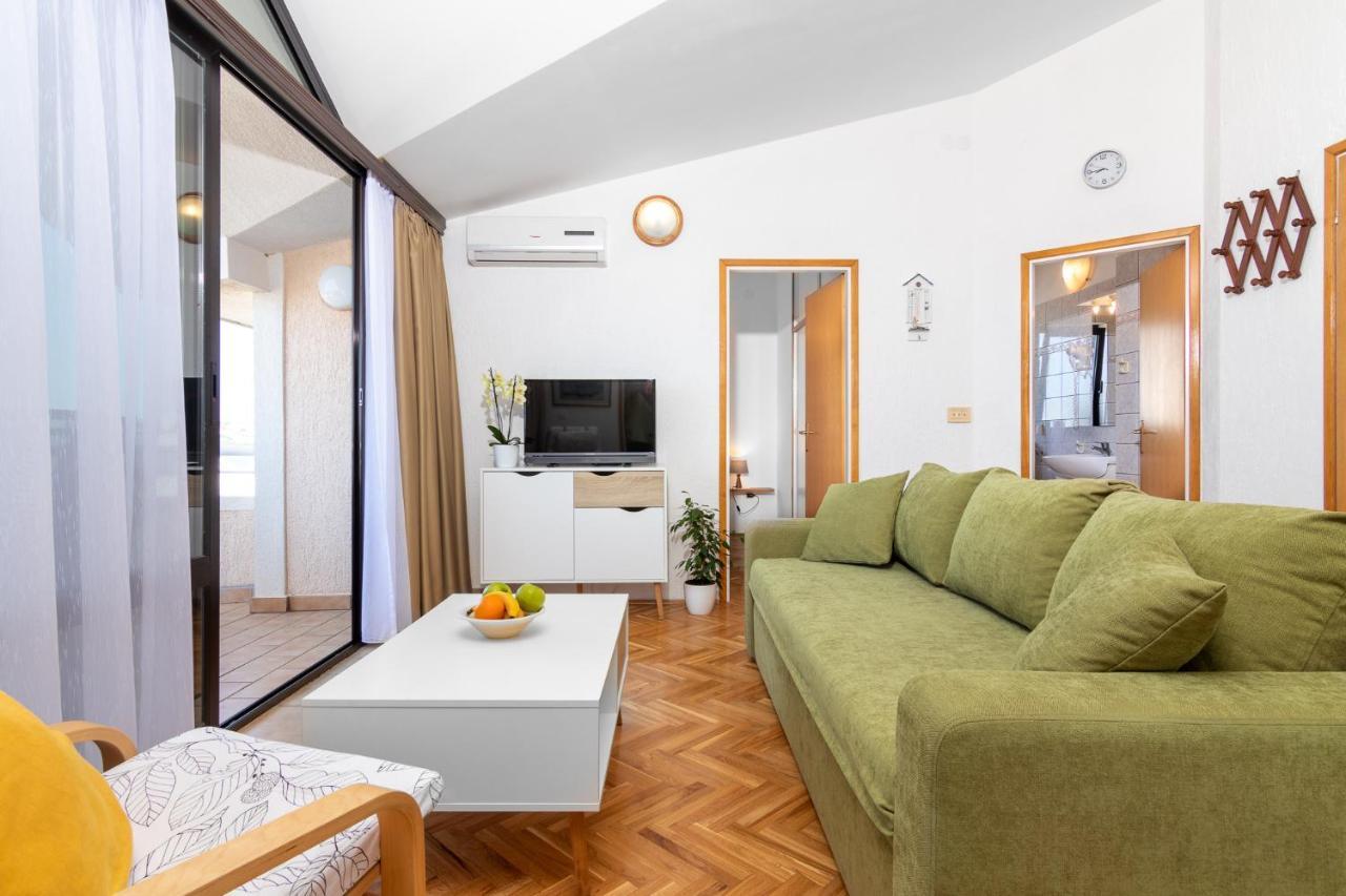 Villa Paradiso Punat Bagian luar foto