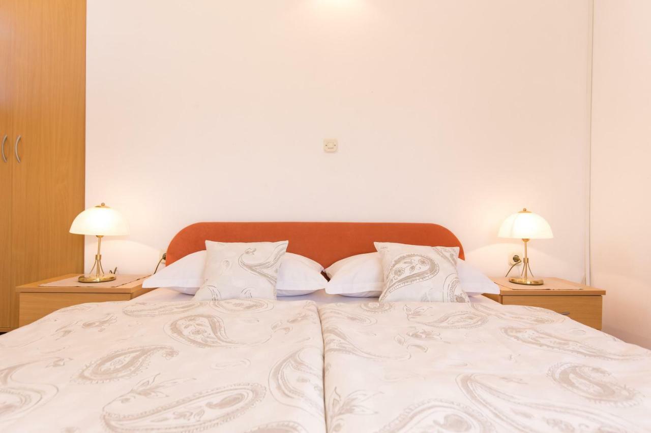 Villa Paradiso Punat Bagian luar foto